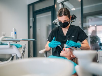 Jak funguje spolupráce ortodoncie a záchovné stomatologie?